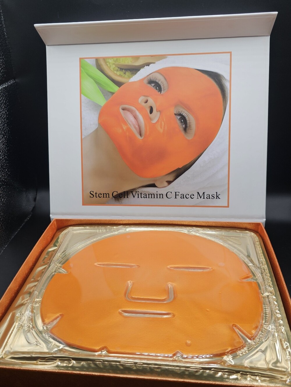 Dynamic Gemstone 12-in-1 Stem Cell Vitamin C Face Mask.